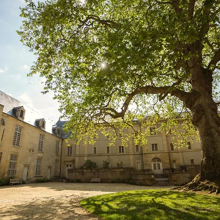 Des Ursulines De Caractere 4 4 Salles De Bains Centre Parking Public Proche Plages Du Debarquement